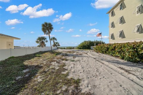 Land in Indian Rocks Beach, Florida № 2104137 - photo 11