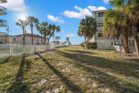 Land in Indian Rocks Beach, Florida № 2104137 - photo 8