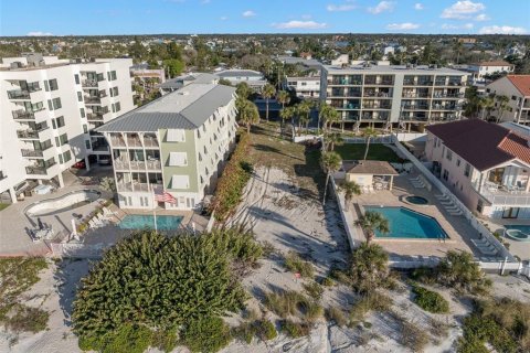 Land in Indian Rocks Beach, Florida № 2104137 - photo 3