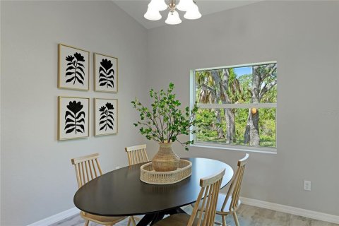 House in North Port, Florida 3 bedrooms, 139.91 sq.m. № 2196165 - photo 21