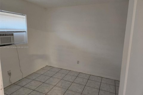 Appartement à louer à Pompano Beach, Floride: 2 chambres, 65.03 m2 № 1946488 - photo 5