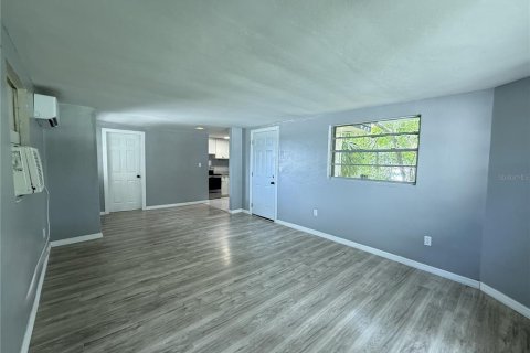 Apartment in Winter Haven, Florida 1 bedroom, 55.28 sq.m. № 2394216 - photo 3