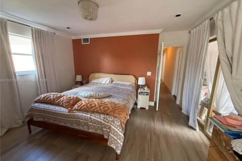 Villa ou maison à louer à Hollywood, Floride: 3 chambres, 127 m2 № 1982037 - photo 23