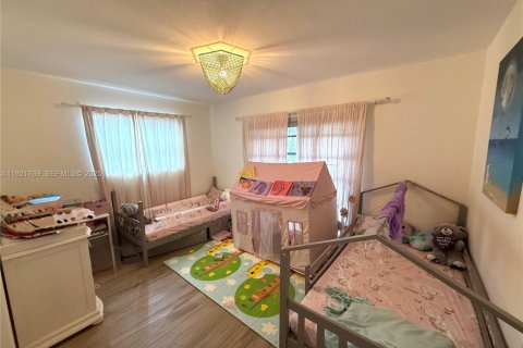 Villa ou maison à louer à Hollywood, Floride: 3 chambres, 127 m2 № 1982037 - photo 15