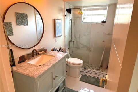 Villa ou maison à louer à Hollywood, Floride: 3 chambres, 127 m2 № 1982037 - photo 19