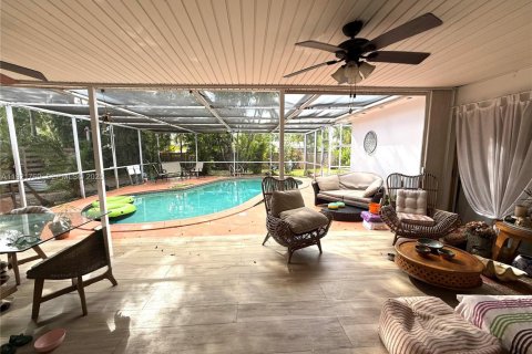 Villa ou maison à louer à Hollywood, Floride: 3 chambres, 127 m2 № 1982037 - photo 5