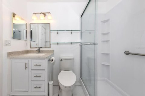 Condo in Nokomis, Florida, 2 bedrooms  № 1528242 - photo 20