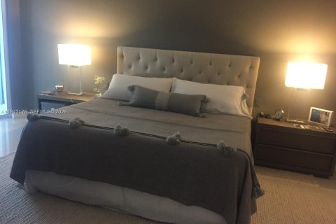 Condominio en venta en Sunny Isles Beach, Florida, 2 dormitorios, 179.77 m2 № 1999510 - foto 27