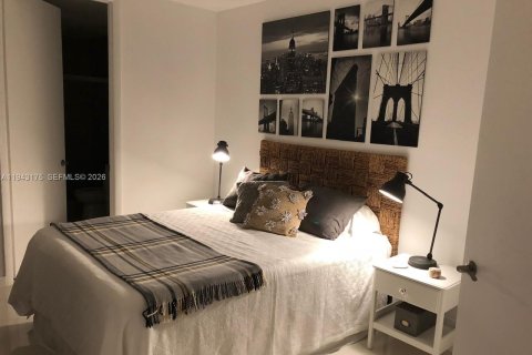 Condominio en venta en Sunny Isles Beach, Florida, 2 dormitorios, 179.77 m2 № 1999510 - foto 23