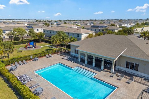 Adosado en venta en Florida City, Florida, 3 dormitorios, 140.47 m2 № 2028899 - foto 23