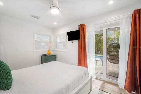 Villa ou maison à vendre à Bradenton Beach, Floride: 4 chambres, 200.02 m2 № 1919528 - photo 12