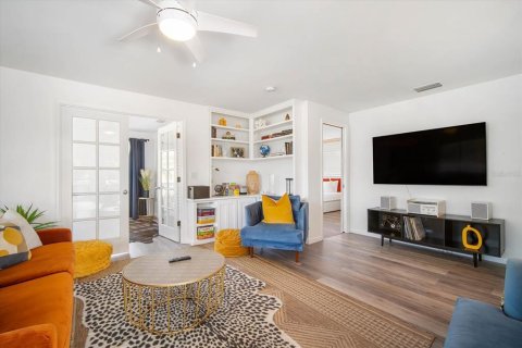 Villa ou maison à vendre à Bradenton Beach, Floride: 4 chambres, 200.02 m2 № 1919528 - photo 17