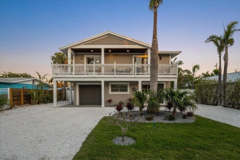 Villa ou maison à vendre à Bradenton Beach, Floride: 4 chambres, 200.02 m2 № 1919528 - photo 3
