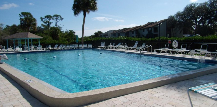 Condo à Jensen Beach, Floride, 2 chambres № 945347
