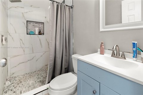 Casa en venta en Naples, Florida, 3 dormitorios № 2082496 - foto 9