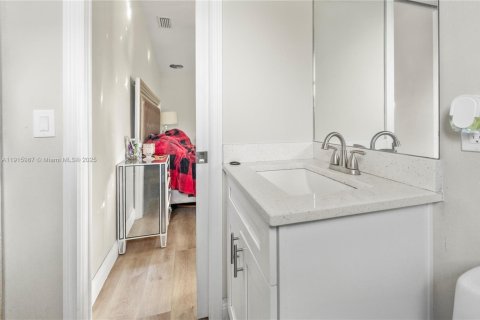 Casa en venta en Naples, Florida, 3 dormitorios № 2082496 - foto 6