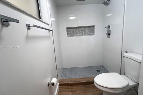 Copropriété à louer à Miami, Floride: 2 chambres, 91.51 m2 № 1883812 - photo 23