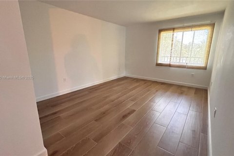 Copropriété à louer à Miami, Floride: 2 chambres, 91.51 m2 № 1883812 - photo 18