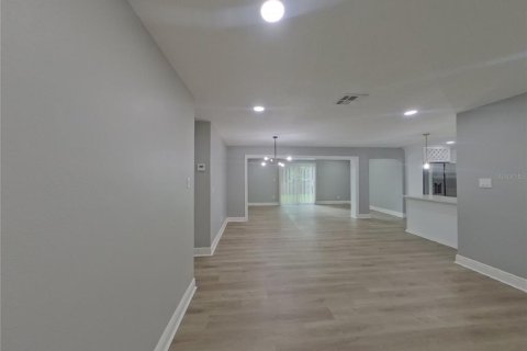 Casa en alquiler en Largo, Florida, 3 dormitorios, 139.54 m2 № 1910934 - foto 2