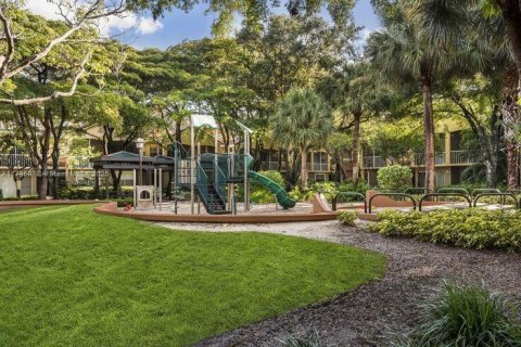 Townhouse in Boca Raton, Florida 3 bedrooms, 134.52 sq.m. № 1638993 - photo 26