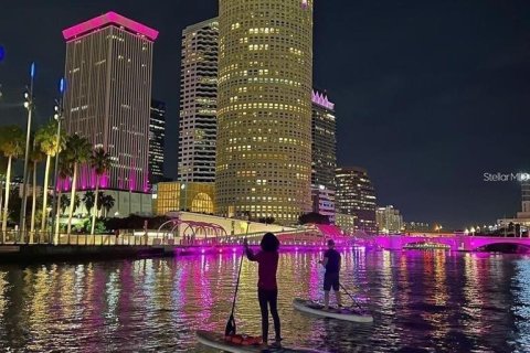 Adosado en alquiler en Tampa, Florida, 3 dormitorios, 140 m2 № 1898510 - foto 12