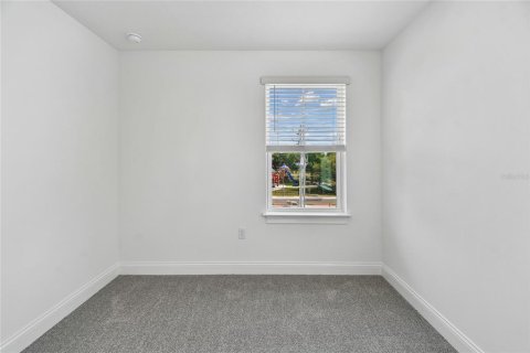 Townhouse in Oviedo, Florida 4 bedrooms, 188.13 sq.m. № 2092879 - photo 21