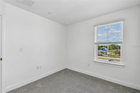 Townhouse in Oviedo, Florida 4 bedrooms, 188.13 sq.m. № 2092879 - photo 23