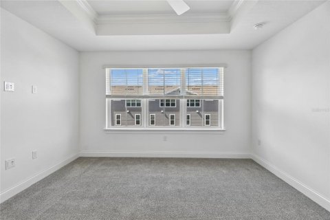 Townhouse in Oviedo, Florida 4 bedrooms, 188.13 sq.m. № 2092879 - photo 28