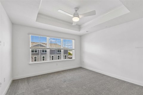 Townhouse in Oviedo, Florida 4 bedrooms, 188.13 sq.m. № 2092879 - photo 29