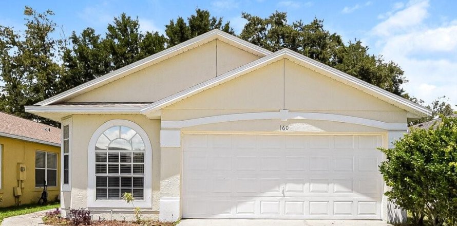 Villa ou maison à Oviedo, Floride 4 chambres, 125.98 m2 № 1879478