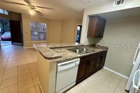 Condo in Kissimmee, Florida, 1 bedroom  № 2091723 - photo 8