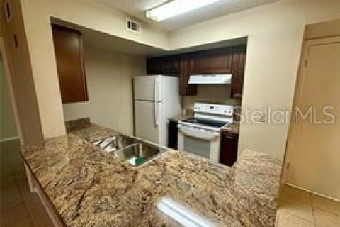 Condo in Kissimmee, Florida, 1 bedroom  № 2091723 - photo 7