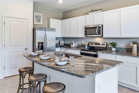Townhouse in Wesley Chapel, Florida 3 bedrooms, 155.43 sq.m. № 1822752 - photo 6