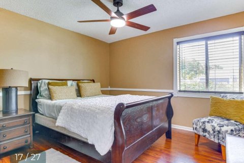 Villa ou maison à louer à Sunrise, Floride: 5 chambres, 183.11 m2 № 2265566 - photo 12