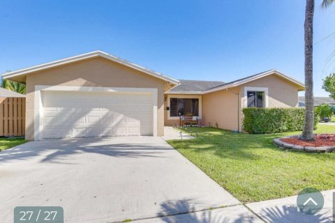 Villa ou maison à Sunrise, Floride 5 chambres, 183.11 m2 № 2265566