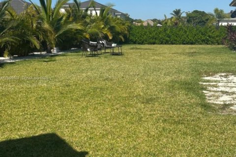 House in Homestead, Florida 4 bedrooms, 193.98 sq.m. № 1988583 - photo 27