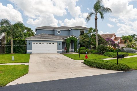 House in Wellington, Florida 3 bedrooms, 231.23 sq.m. № 1188734 - photo 1