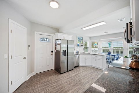 Villa ou maison à vendre à Dundee, Floride: 4 chambres, 240.8 m2 № 1563065 - photo 6