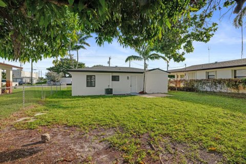 Casa en venta en West Park, Florida, 3 dormitorios, 81.01 m2 № 2413124 - foto 18