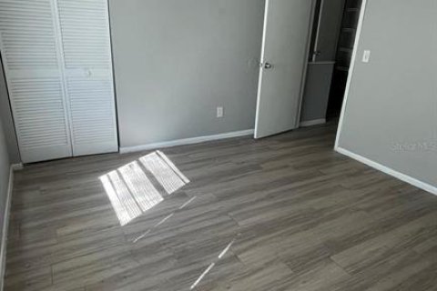 Touwnhouse à louer à Tampa, Floride: 2 chambres, 78.97 m2 № 2118529 - photo 9