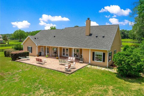 House in Ocala, Florida 4 bedrooms, 261.61 sq.m. № 2199665 - photo 6
