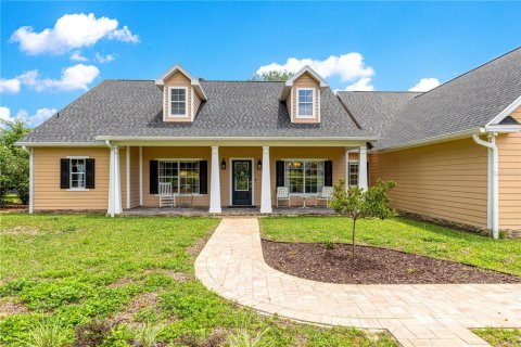 House in Ocala, Florida 4 bedrooms, 261.61 sq.m. № 2199665 - photo 5