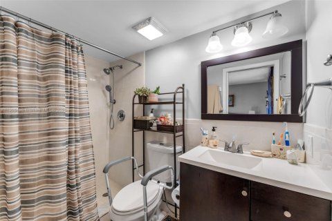 Купить кондоминиум в Майами, Флорида 2 спальни, 89.65м2, № 2017148 - фото 12