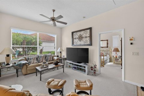 House in Leesburg, Florida 2 bedrooms, 203.27 sq.m. № 2396373 - photo 20