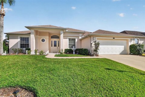House in Leesburg, Florida 2 bedrooms, 203.27 sq.m. № 2396373 - photo 11