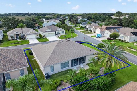 House in Leesburg, Florida 2 bedrooms, 203.27 sq.m. № 2396373 - photo 7