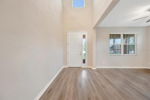 House in Riverview, Florida 5 bedrooms, 353.03 sq.m. № 1898878 - photo 14