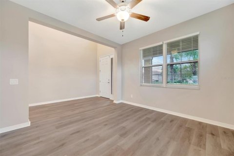 House in Riverview, Florida 5 bedrooms, 353.03 sq.m. № 1898878 - photo 18