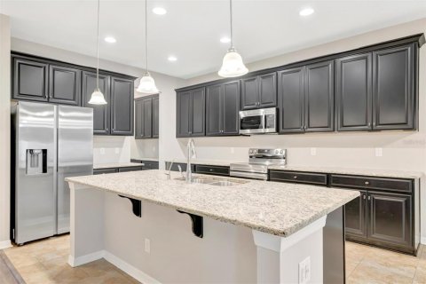 House in Riverview, Florida 5 bedrooms, 353.03 sq.m. № 1898878 - photo 25