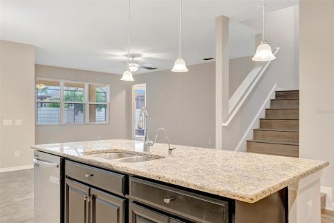House in Riverview, Florida 5 bedrooms, 353.03 sq.m. № 1898878 - photo 29